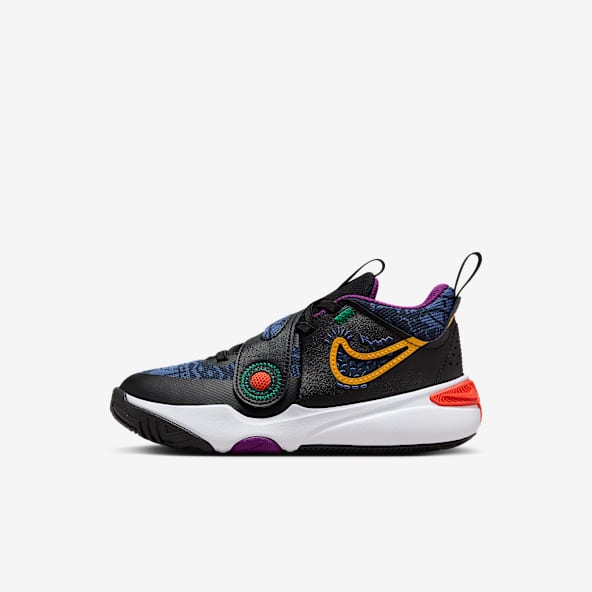 Boys Basketball Shoes. Nike